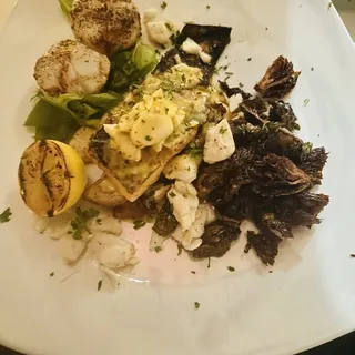 BLACKENED SALMON OSCAR