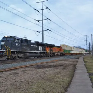 Train Norfolk southern 1073