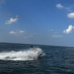 Jet ski