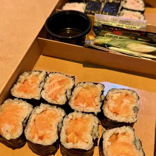 sushi, sushi and sashimi, sashimi, food