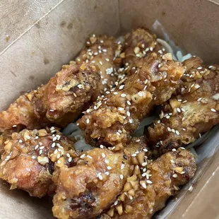 chicken wings and fried chicken, food