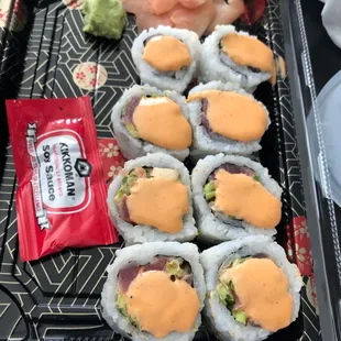 Spicy tuna roll