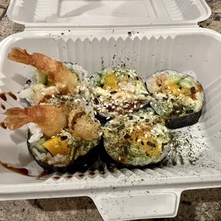 Crazy Monkey Roll- mango, avocado, crab meat, shrimp tempura, top with special sauce. (discount only for online order) 5 PCs $8.99