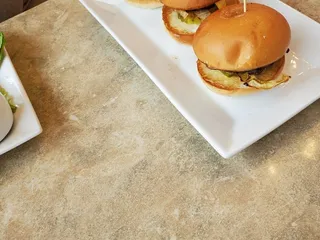 Moni's Restaurant