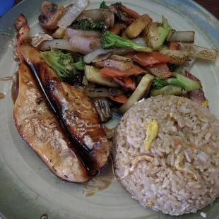 Hibachi salmon dinner