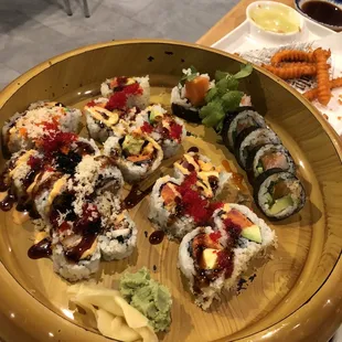 L to R: Chicago Crunchy Crazy Maki, Red Nori Maki, Mexican