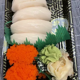 White Tuna and Roe Nigiri