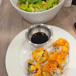 Spicy California Maki (homemade salad)