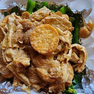 526. Thai Style Fried Rice Noodles