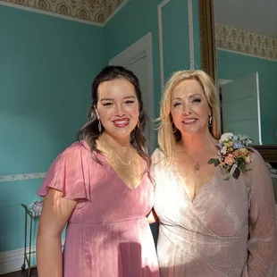 Nice interior rooms for comfortably getting ready