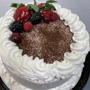 Tiramisu cake