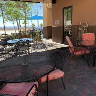More outdoor dining