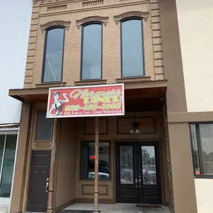 Super cool building!