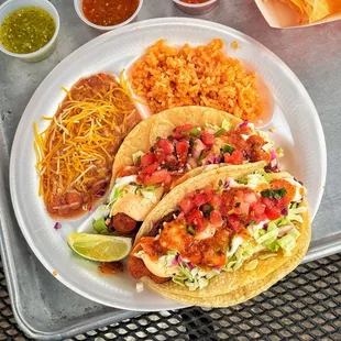 2 Fish Tacos Combo Plate (Instagram: foodwithbros)