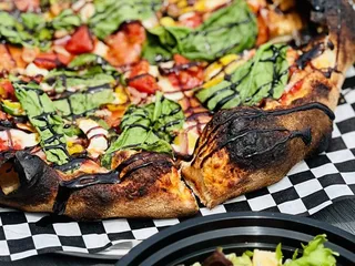 The Hub Brick Oven & Brewery