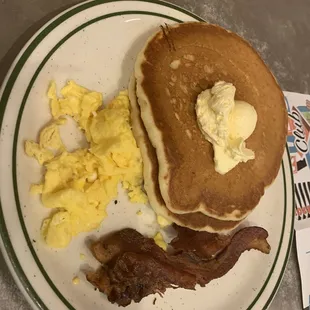 Pancakes, eggs and bacon