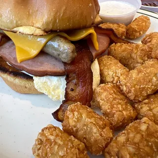 BIGGER BETTER BREAKFAST SANDWICH