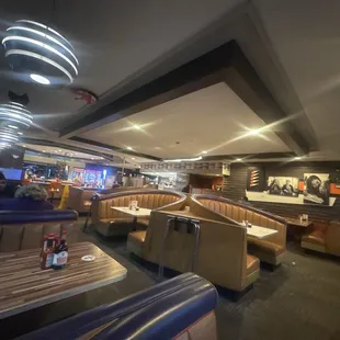 Empty restaurant