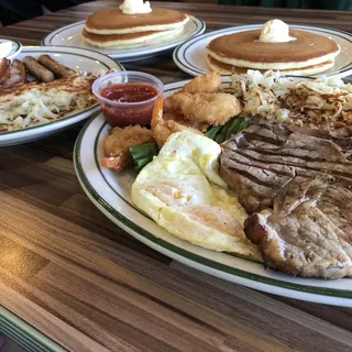 COUNTRY FRIED STEAK AND EGGS