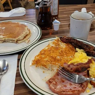 CLASSIC BIGGER BETTER BREAKFAST