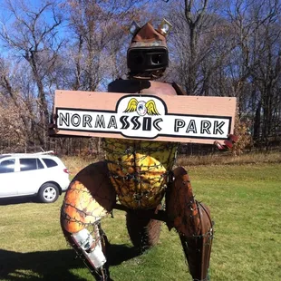The car dinosaur is the reason I stopped to check this place out.