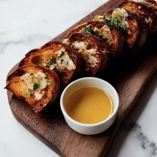 Warm Bread and Olive Oil (Veg)