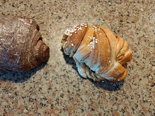 Far Breton Bakery