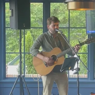 Clark Bennett live every Sunday 7-10