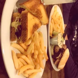 BRISKET GRILLED CHEESE