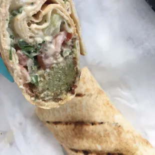 Falafel sandwich... mediocre