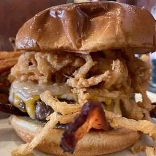 Peppercorn Horsey burger
