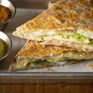 Quesadilla Suiza