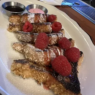 DULCE DE LECHE FRENCH TOAST