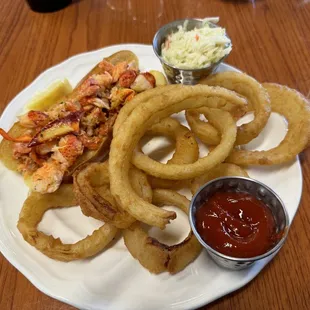 Lobster Roll with buttery toasted bun.