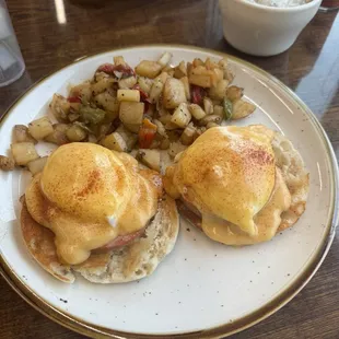 Eggs benedict