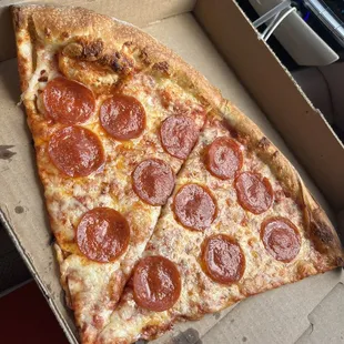 Pepperoni slice