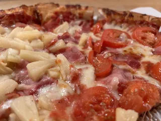 Dino's Pizza