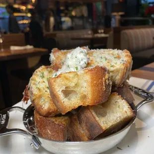 White Truffle Garlic Bread