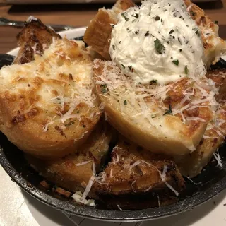 White Truffle Garlic Bread