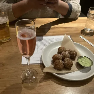 Sparkling Rosé, Cleto Chiarli "Brut de Noir", Emilia-Romagna