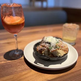 White Truffle Garlic Bread