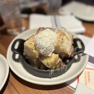 White Truffle Garlic Bread