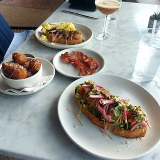 Smoked Salmon Avocado Toast*