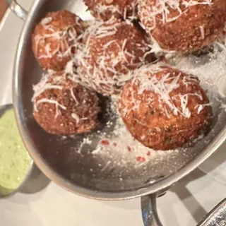 Cacio e Pepe Arancini