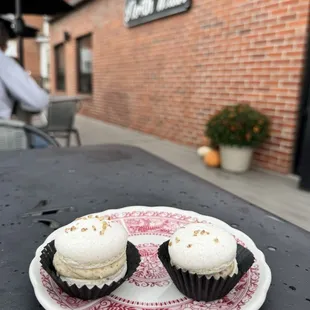 Delicious macaron treats!
