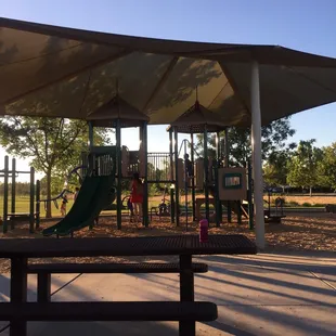 Love that there's a canopy over the playground area.