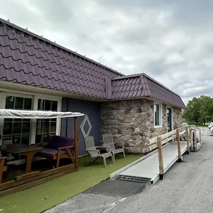 Exterior of restaurant