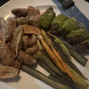 Beef medallions with chimichurri