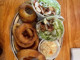 Aztalan Inn Bar & Grill