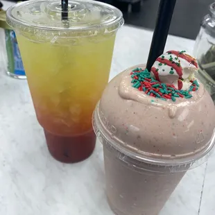 christmas cake shake &amp; mistletoe margarita tea. sooo good!!